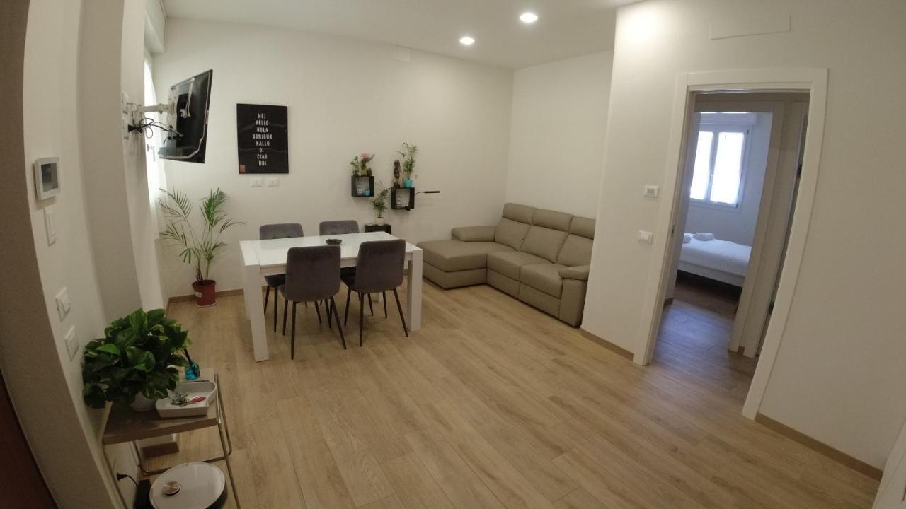 La Casa Di Luca/Fiera E Stazione/Aria Condizionata Bolonha Exterior foto